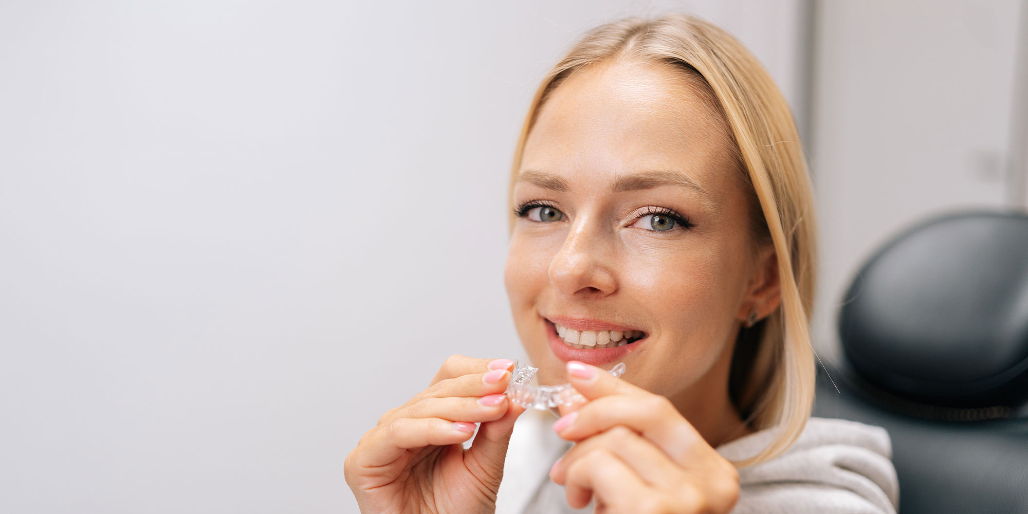 invisalign patient with dentist